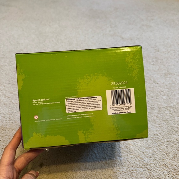 Disney Dancing Elvis Stitch Toy - Blue, White, and Orange - Picture 5 of 5